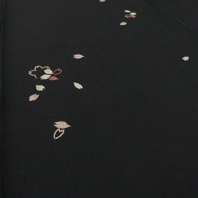 六花-RIKKA- 新品 正絹 刺繍 桜 トールサイズ ちらり、ひらり。秘密めく刺繍桜♪ 仕付け糸付 小紋 着物 A6168