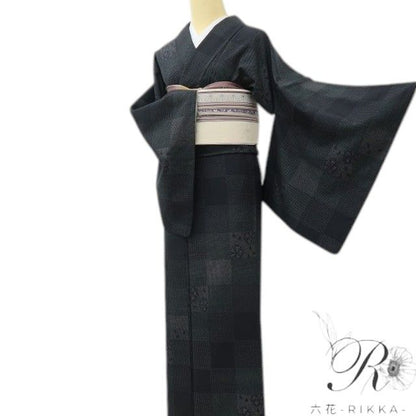 六花-RIKKA- 美品 正絹 証紙付 トールサイズ おしゃれ市松に桜! 本場真綿結城紬 着物 A6196