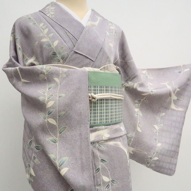 まめ藤 ｍ2101＊美品 正絹 孔雀 手縫い仕立て 小紋