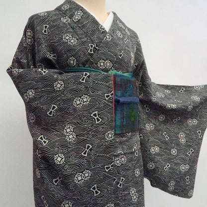 まめ藤 ｍ2262＊美品 正絹 花井幸子落款 手縫い仕立て 小紋
