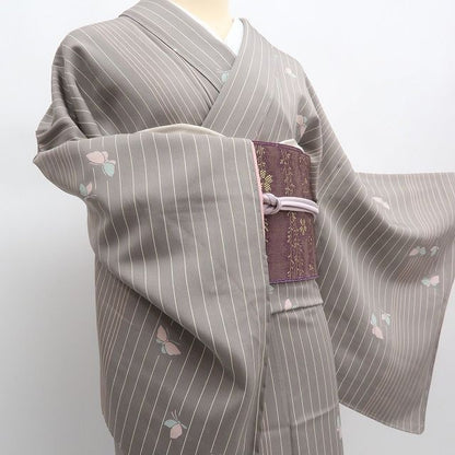 まめ藤 ｍ2306＊美品 正絹 仕付け糸付き 縦縞 蝶 トールサイズ 手縫い仕立て 小紋