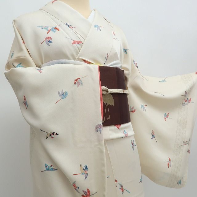 まめ藤 ｍ2307＊美品 正絹 麻の葉 カラフルな雀 手縫い仕立て 小紋