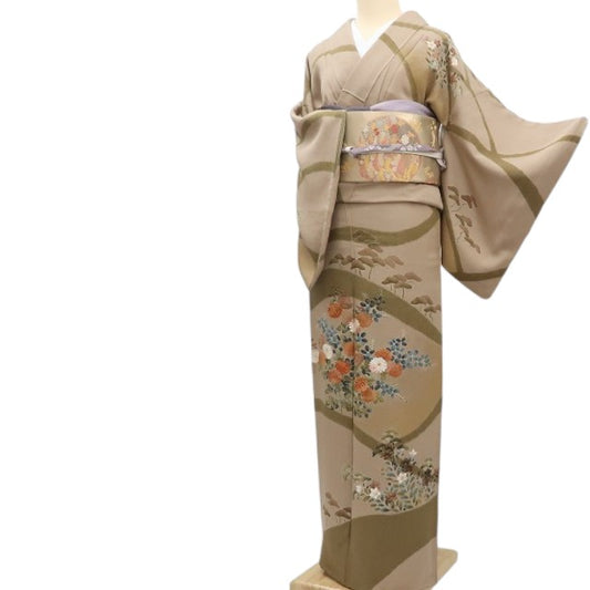 【中古】まめ藤 ｍ633 美品 染一つ紋 手描き友禅 金駒刺繍 菊 松 手縫い仕立て 訪問着