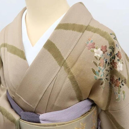 【中古】まめ藤 ｍ633 美品 染一つ紋 手描き友禅 金駒刺繍 菊 松 手縫い仕立て 訪問着