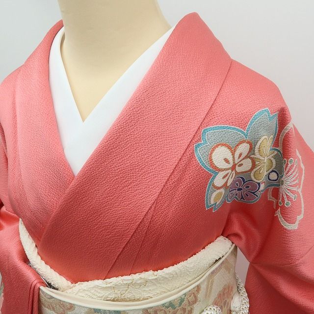 【中古】まめ藤 m654 美品 正絹 桜 椿 着物 成人式 手縫い仕立て 振袖単品