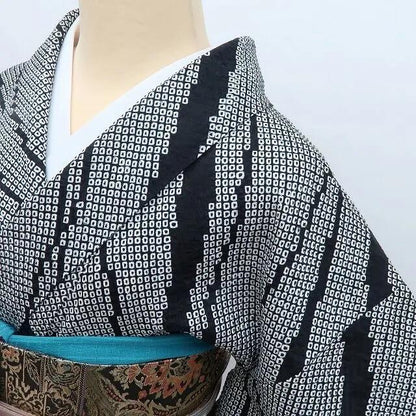 【中古】百華 Y4209 ますいわ屋謹製 総絞り 手縫い仕立て 正絹 付下げ 着物 単品