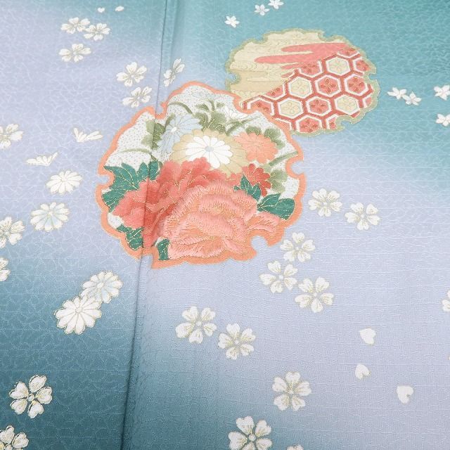 【中古】百華 Y4351 美品未着用 刺繍 仕付け糸付 手縫い仕立て 桜 菊 牡丹 雪輪 正絹 訪問着 着物 単品