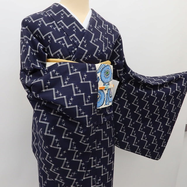 百華 Y5589 美品 着物 単衣 正絹 居敷当て付 手縫い仕立て 紬
