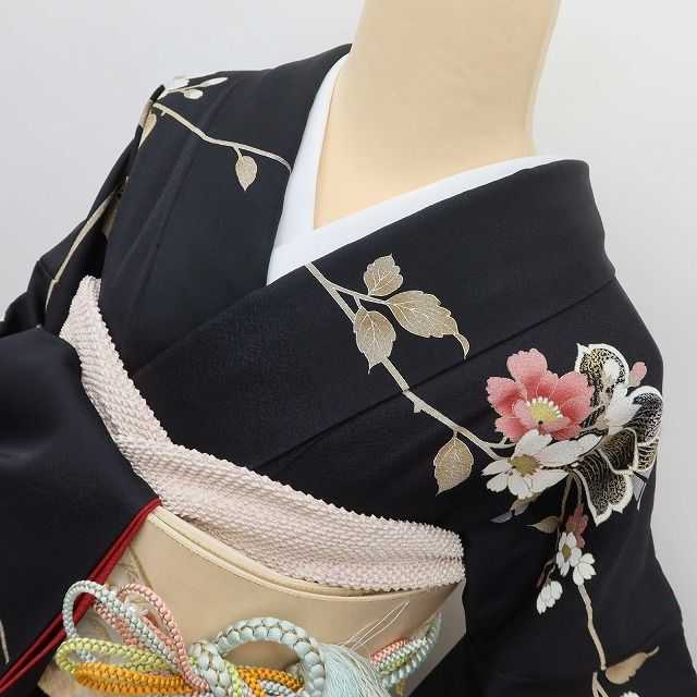 百華 Y5610 美品 金駒刺繍 着物 正絹 成人式 振袖