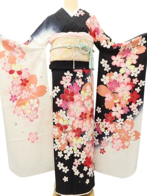 百華 Y5626 美品 銀通し 桜 着物 正絹 手縫い仕立て 成人式 振袖