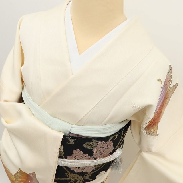 百華Y5750 美品未着用 仕付け糸付 スワトウ刺繍 蝶 着物 正絹 手縫い仕立て 訪問着